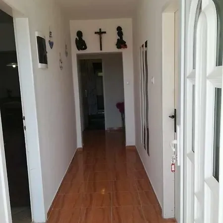 Apartman Nina Turanj